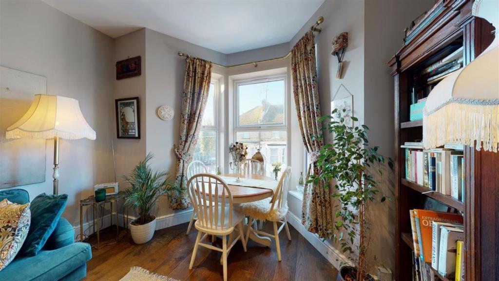 Boutique Abode Apartment